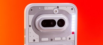 Nothing Phone 3 build quality and hand feel