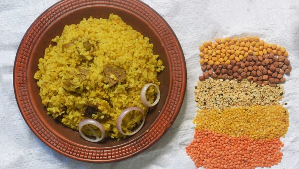 গরুর মাংসের ভুনা খিচুড়ি