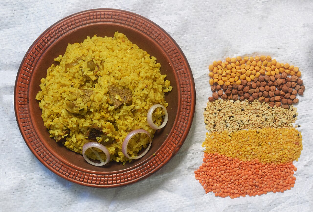 গরুর মাংসের ভুনা খিচুড়ি