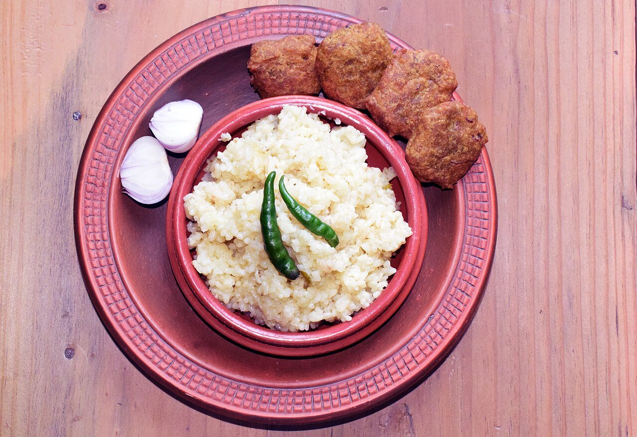 ঐতিহ্যবাহী খুদের ভাত (বউয়া ভাত)